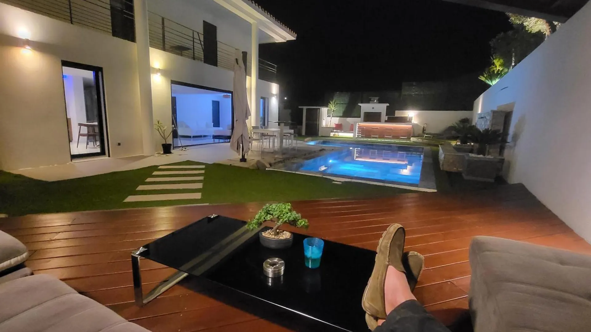 Sublime Villa Recente D'Architect T5 & Piscine & 5 Pkg Cabries France